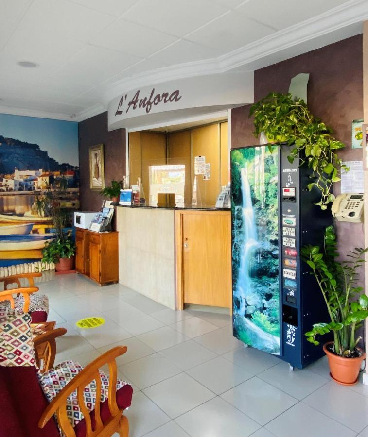 Hostal L'Anfora Denia Luaran gambar