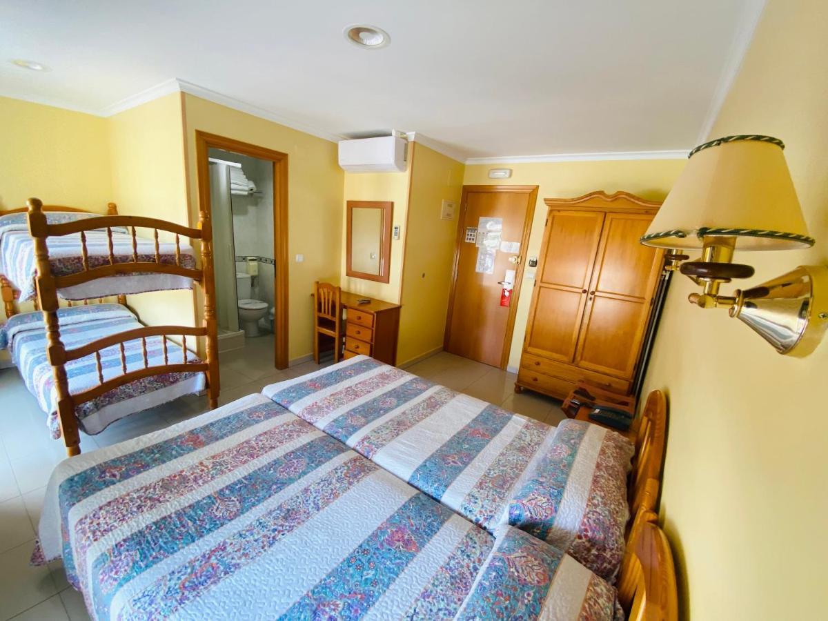 Hostal L'Anfora Denia Luaran gambar