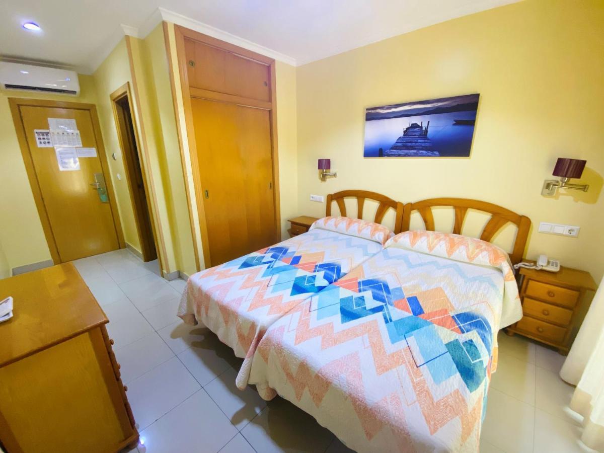 Hostal L'Anfora Denia Luaran gambar