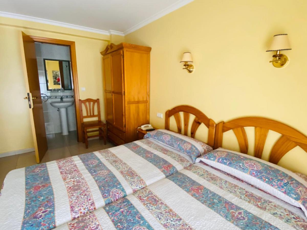 Hostal L'Anfora Denia Luaran gambar